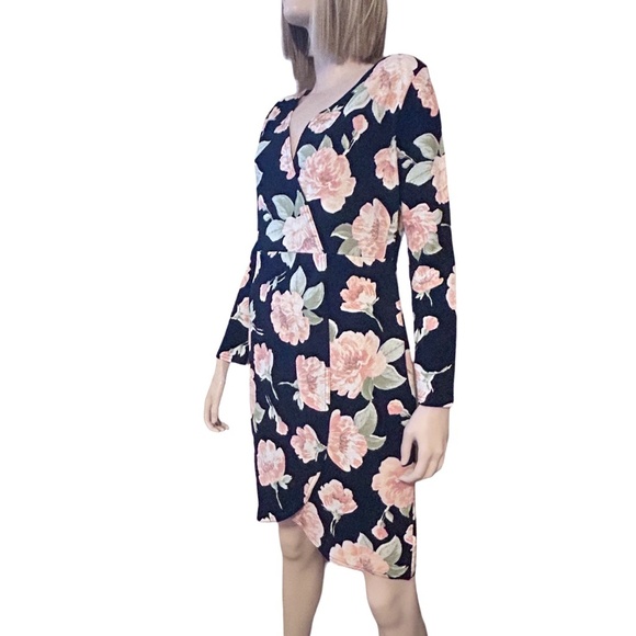 Boohoo Floral Faux Wrap Dress Print Long Sleeve Stretch Fabric Navy Pink Made UK - Picture 8 of 13